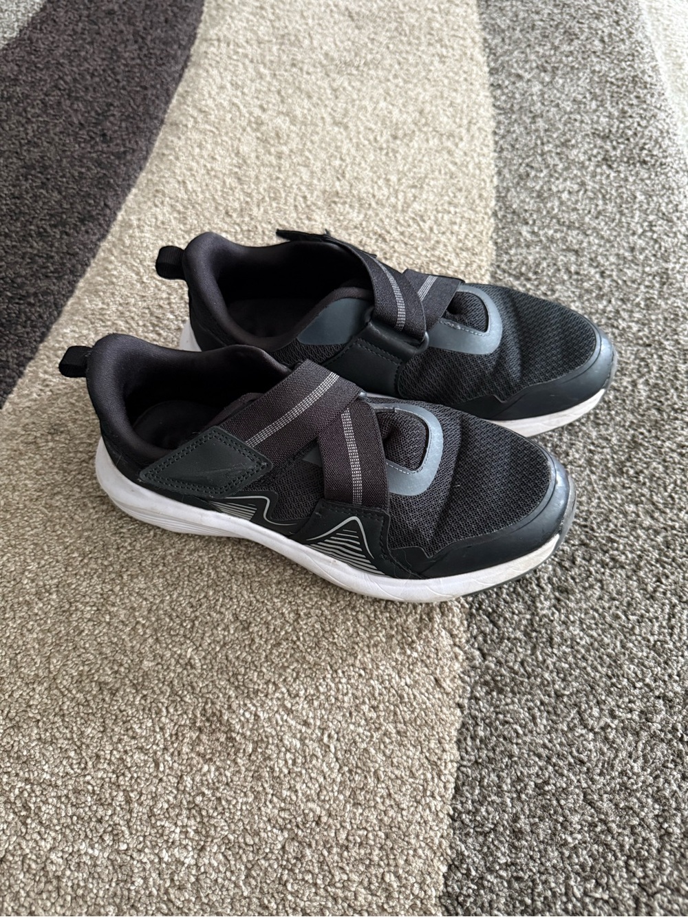 Boys Black Athletic works velcro shoes